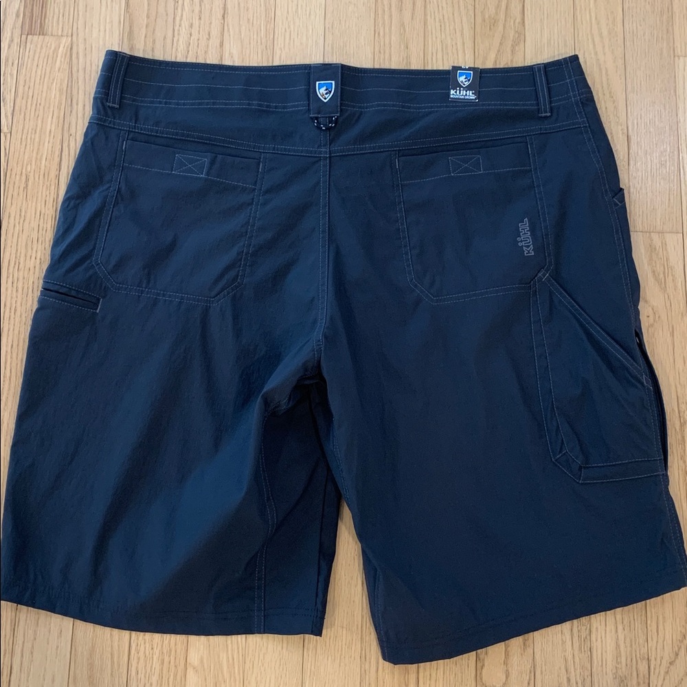 Kuhl New Men’s Renegade Cargo Shorts Size 42 Charcoal Grey Gorpcore Hiking Camp